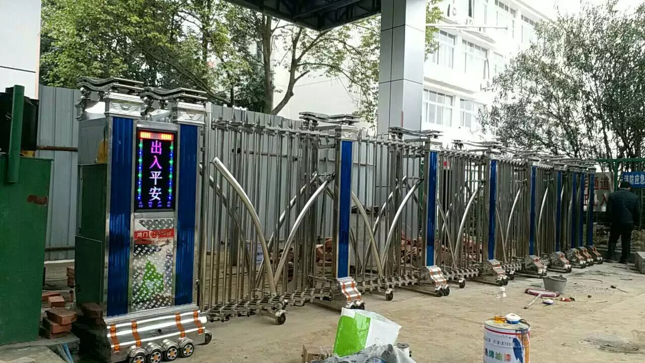 长治屯留区长治屯留区四川绵阳市飞机场伸缩门